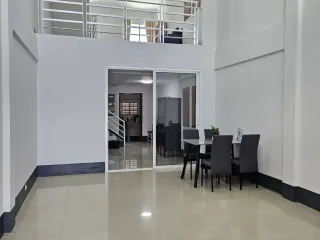 For rent 2 bedrooms townhouse in Mueang Chiang Mai, Chiang Mai