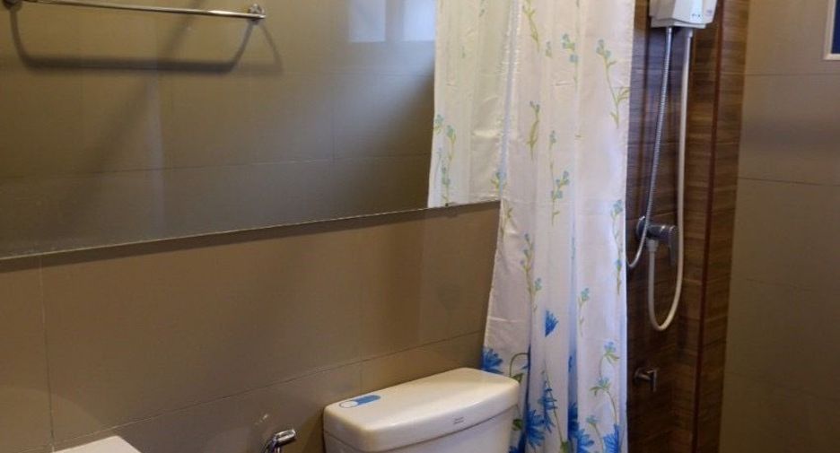For rent 2 bedrooms townhouse in Mueang Chiang Mai, Chiang Mai