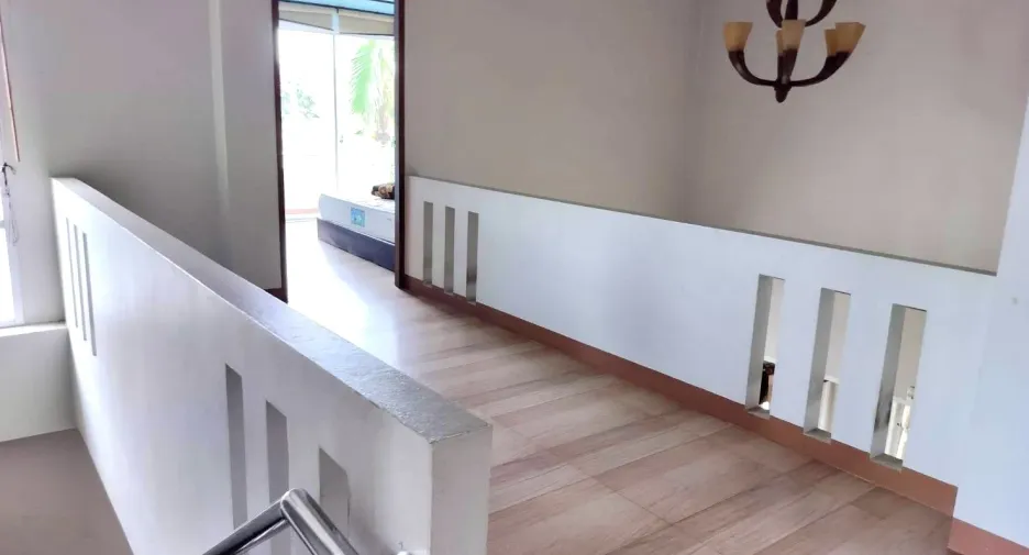 Casa en alquiler de 4 habitaciones en Mae Rim, Chiang Mai