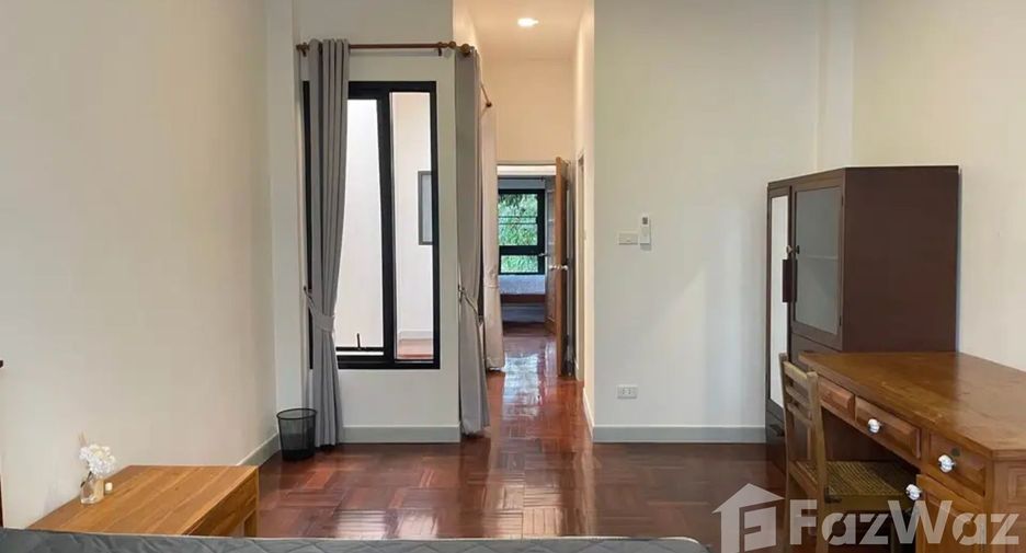 For rent 2 bedrooms townhouse in Mueang Chiang Mai, Chiang Mai