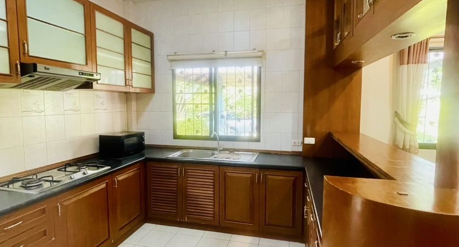 For rent 2 bedrooms house in Mueang Chiang Mai, Chiang Mai
