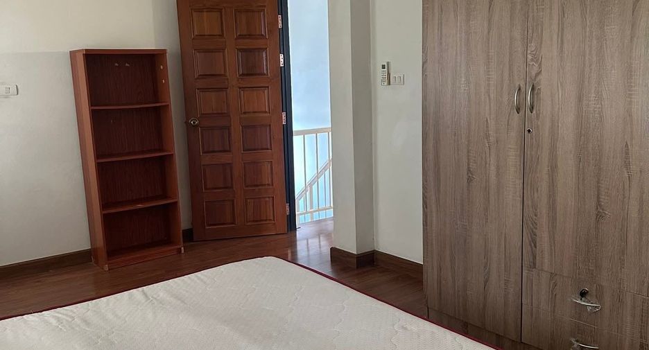 À louer 3 chambres maison à Doi Saket, Chiang Mai