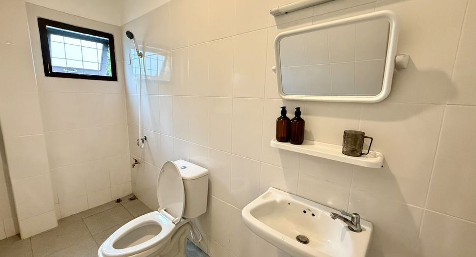 For rent 2 bedrooms house in Mueang Chiang Mai, Chiang Mai