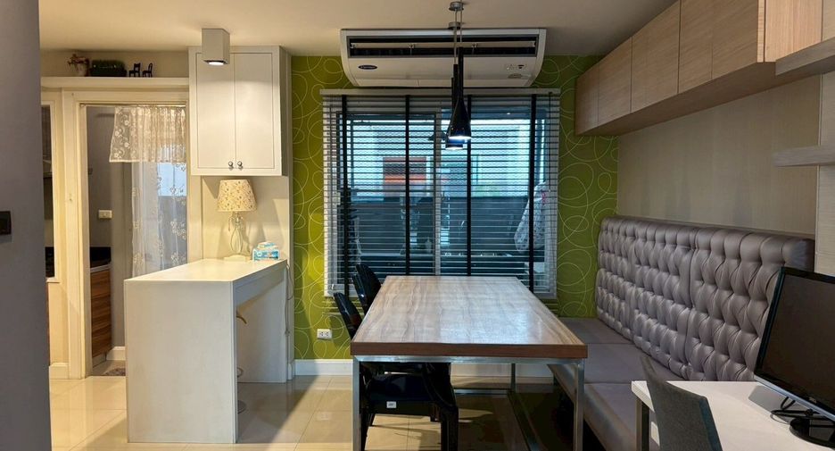 For rent 2 bedrooms townhouse in Mueang Chiang Mai, Chiang Mai