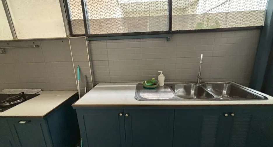 For rent 2 bedrooms townhouse in Mueang Chiang Mai, Chiang Mai