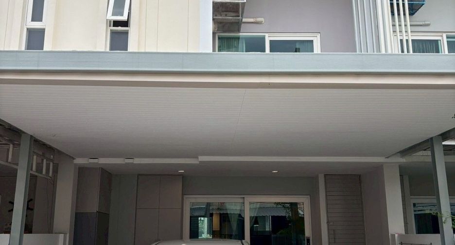 For rent 2 bedrooms townhouse in Mueang Chiang Mai, Chiang Mai