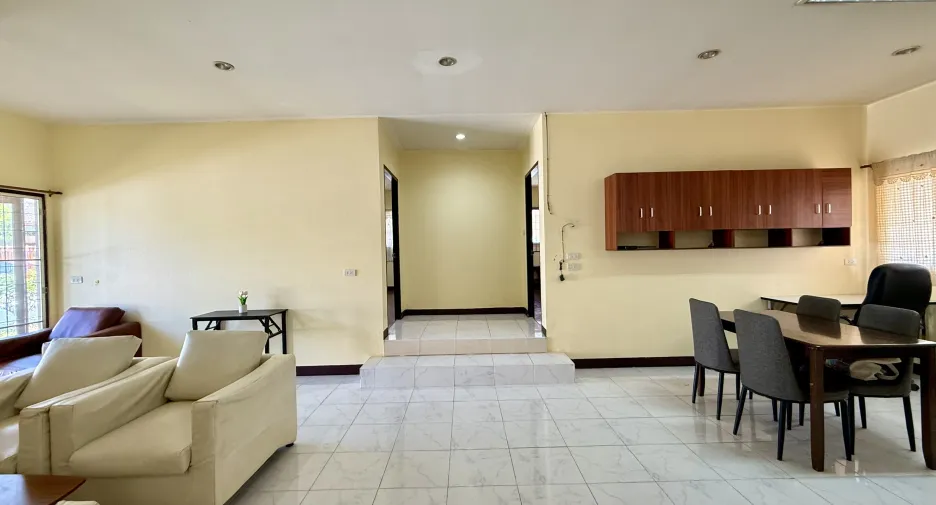 For rent 2 bedrooms house in Mueang Chiang Mai, Chiang Mai
