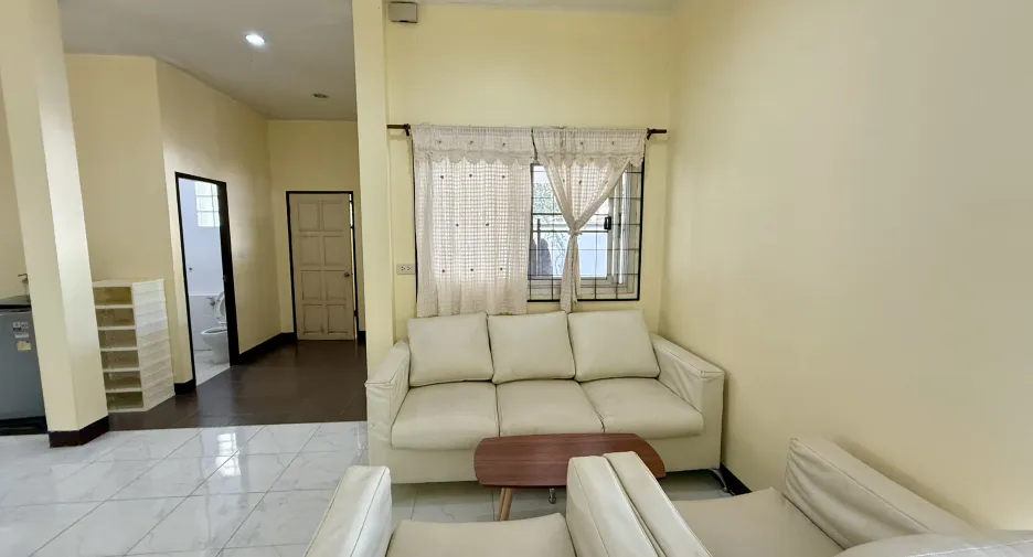 For rent 2 bedrooms house in Mueang Chiang Mai, Chiang Mai