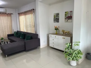 À louer 3 chambres maison à Doi Saket, Chiang Mai