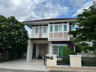 À louer 3 chambres maison à Doi Saket, Chiang Mai