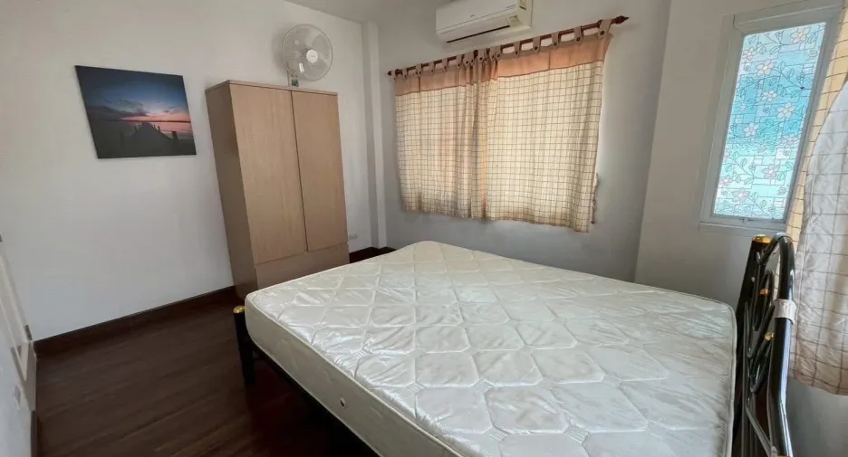 À louer 3 chambres maison à Doi Saket, Chiang Mai
