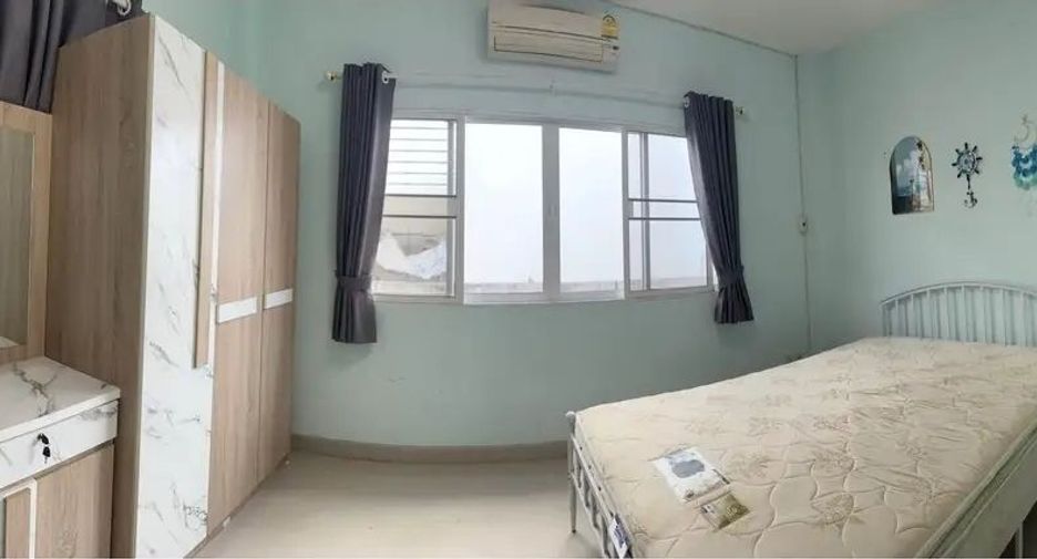 For rent 3 bedrooms house in San Kamphaeng, Chiang Mai
