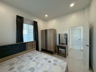 À louer 3 chambres maison à Saraphi, Chiang Mai