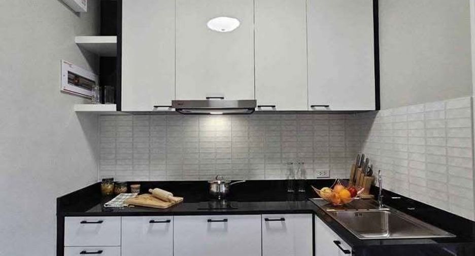 For rent 3 bedrooms townhouse in Mueang Chiang Mai, Chiang Mai