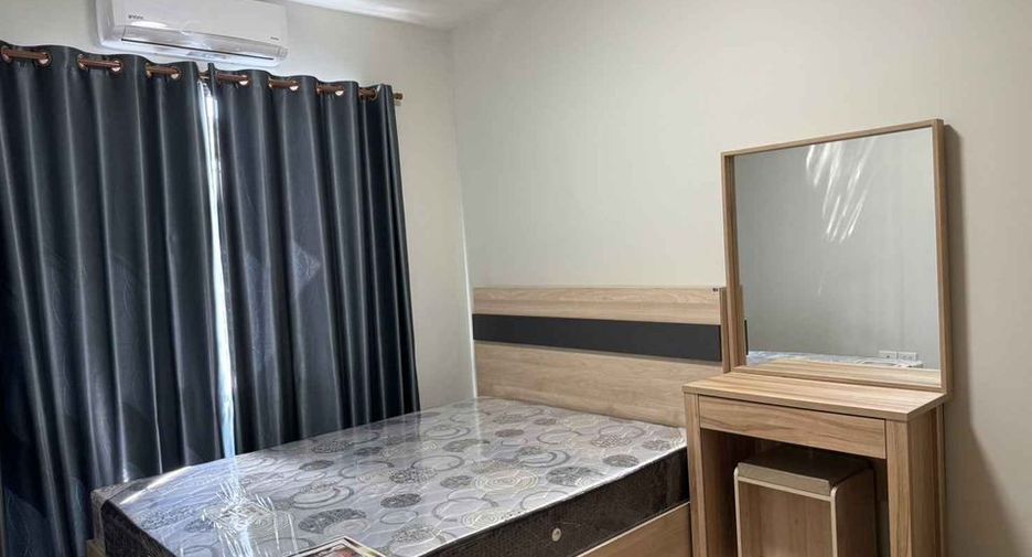 For rent 3 bedrooms townhouse in Mueang Chiang Mai, Chiang Mai