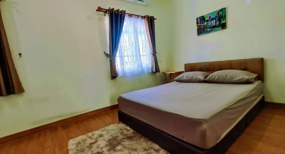 For rent 3 bedrooms townhouse in Mueang Chiang Mai, Chiang Mai