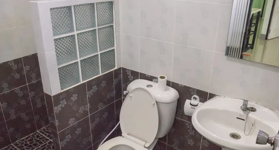 For sale 2 bedrooms townhouse in Mueang Lamphun, Lamphun