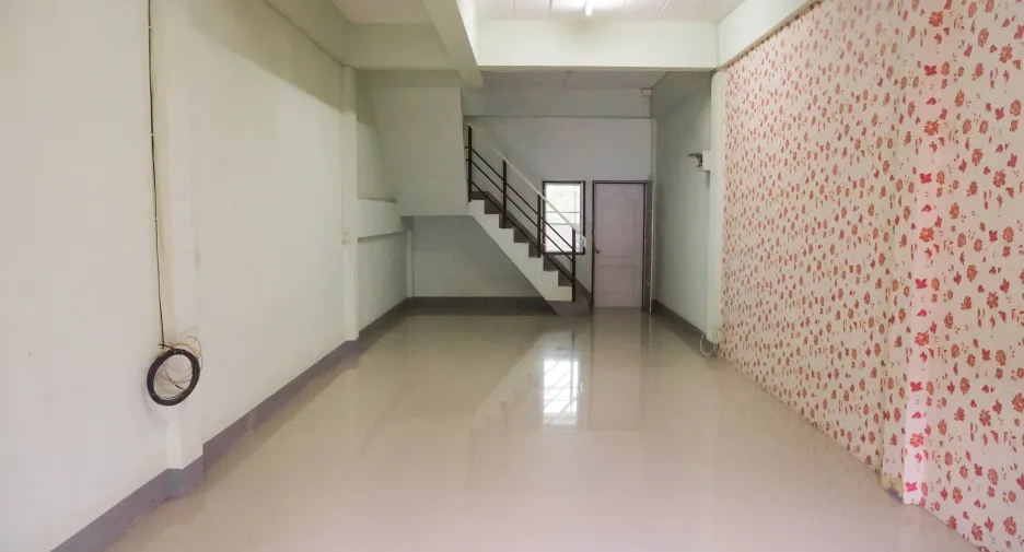 For sale 2 bedrooms townhouse in Mueang Lamphun, Lamphun