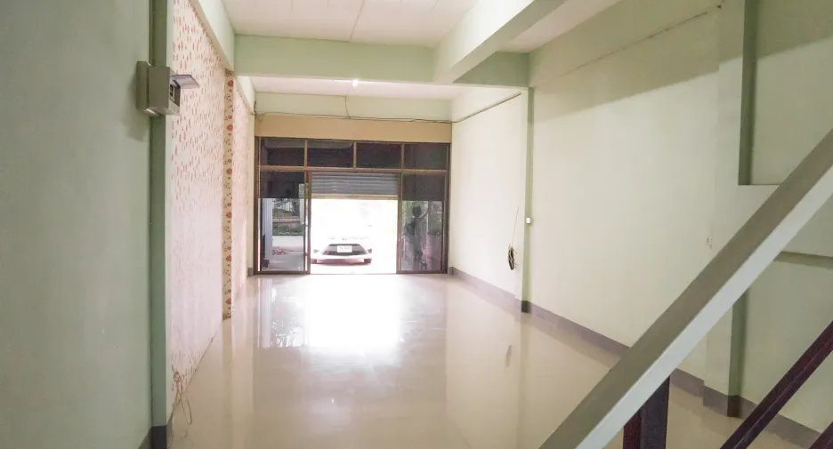 For sale 2 bedrooms townhouse in Mueang Lamphun, Lamphun