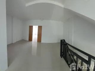 For rent 3 bedrooms townhouse in San Sai, Chiang Mai