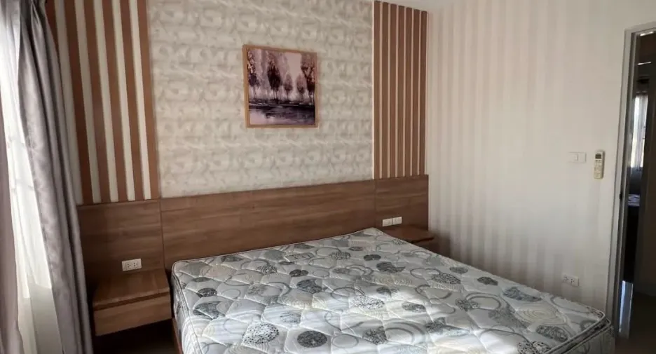 For rent 4 bedrooms townhouse in San Sai, Chiang Mai