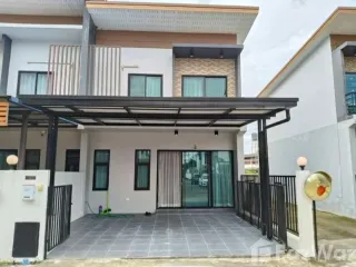 For rent 4 bedrooms townhouse in San Sai, Chiang Mai