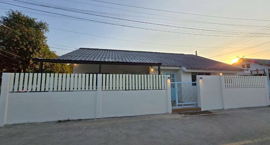 For sale 2 bedrooms house in Mueang Chiang Mai, Chiang Mai