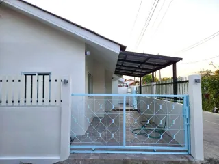 For sale 2 bedrooms house in Mueang Chiang Mai, Chiang Mai