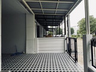 For rent 3 bedrooms townhouse in Mueang Chiang Mai, Chiang Mai