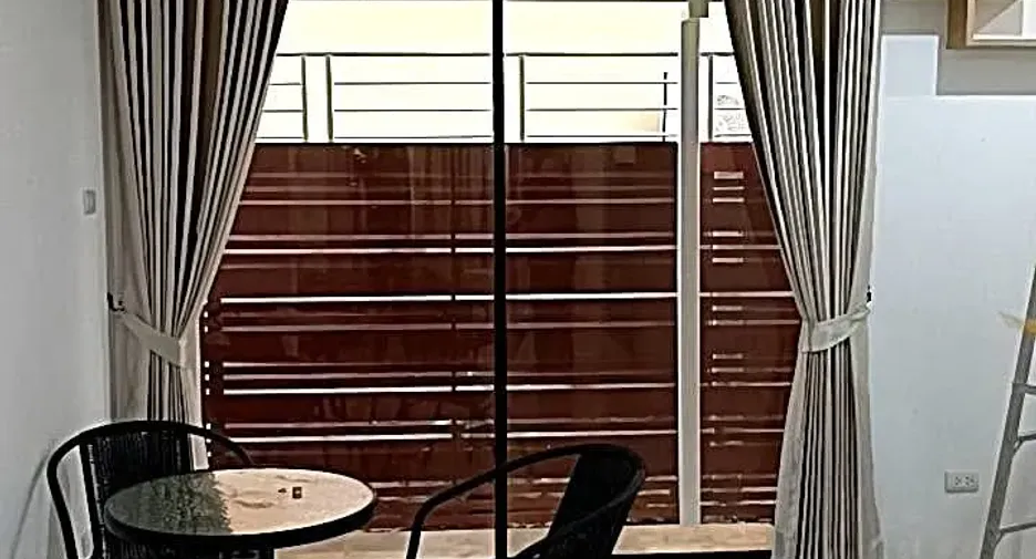 For rent 2 bedrooms townhouse in San Sai, Chiang Mai