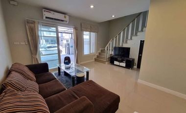 For rent 3 bedrooms townhouse in Mueang Chiang Mai, Chiang Mai