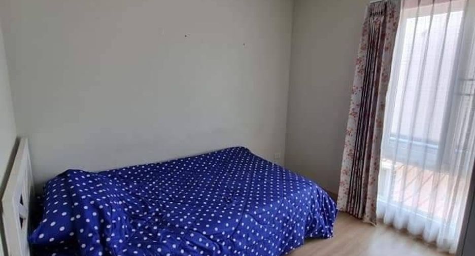 For rent 3 bedrooms townhouse in Mueang Chiang Mai, Chiang Mai