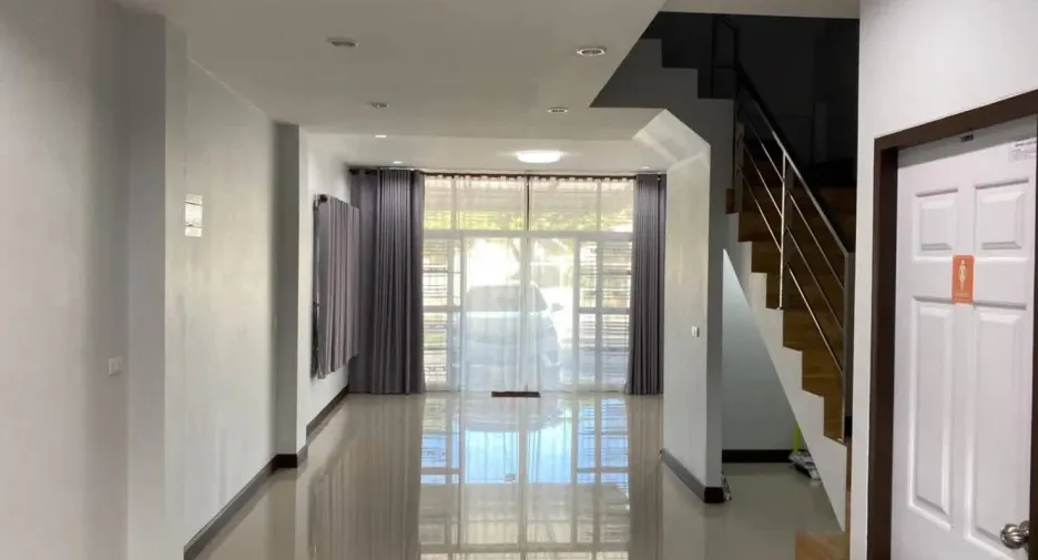 For rent 2 bedrooms retail Space in Mae Rim, Chiang Mai