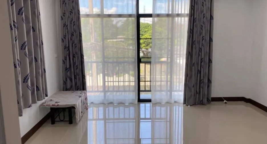 For rent 2 bedrooms retail Space in Mae Rim, Chiang Mai