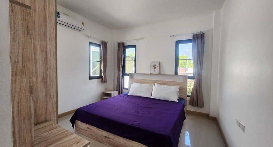 For rent 3 bedrooms house in Saraphi, Chiang Mai