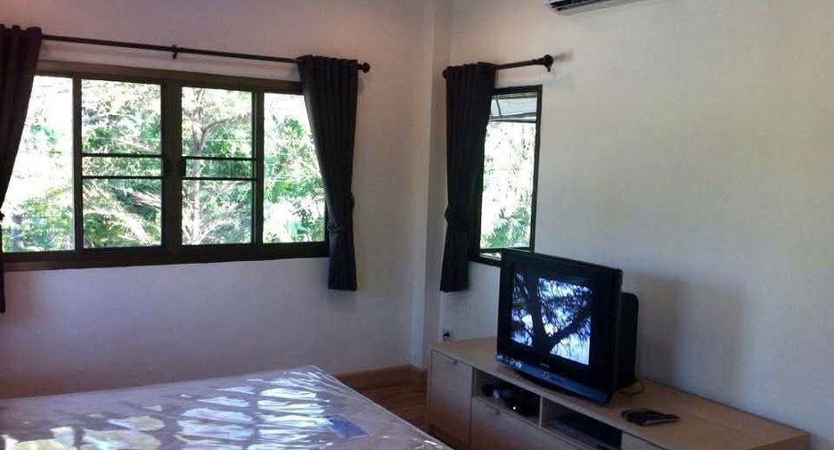 出租 4 卧室 独立屋 在 Saraphi, Chiang Mai