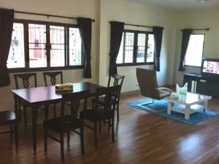Haus zur Miete mit 4 Zimmer in Saraphi, Chiang Mai