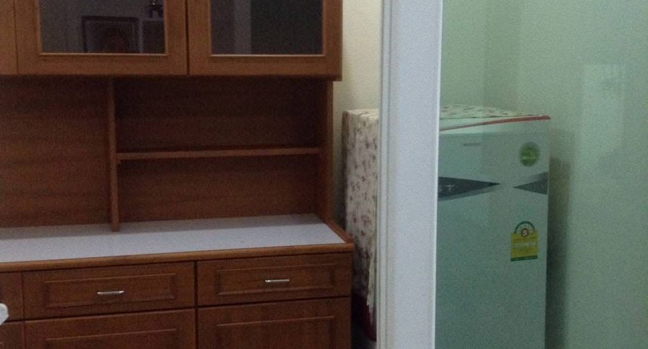 For rent 3 bedrooms townhouse in Mueang Chiang Mai, Chiang Mai