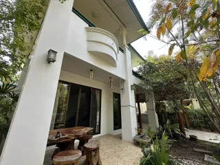 À louer 4 chambres maison à Hang Dong, Chiang Mai