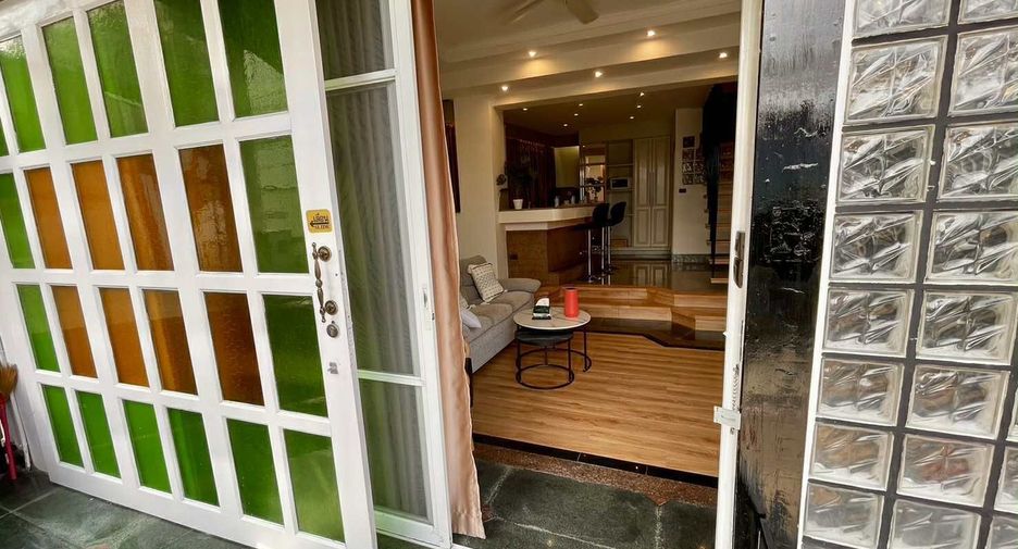 For rent 1 bed townhouse in Mueang Chiang Mai, Chiang Mai