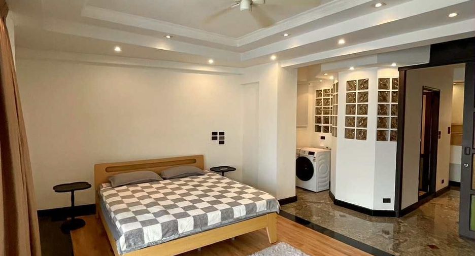 For rent 1 bed townhouse in Mueang Chiang Mai, Chiang Mai
