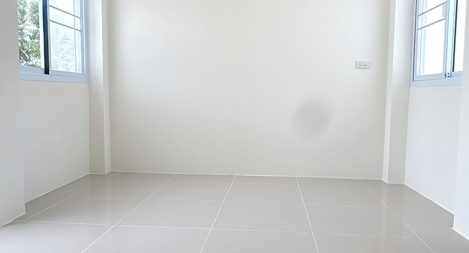 À vendre 1 chambre maison à Mueang Lamphun, Lamphun