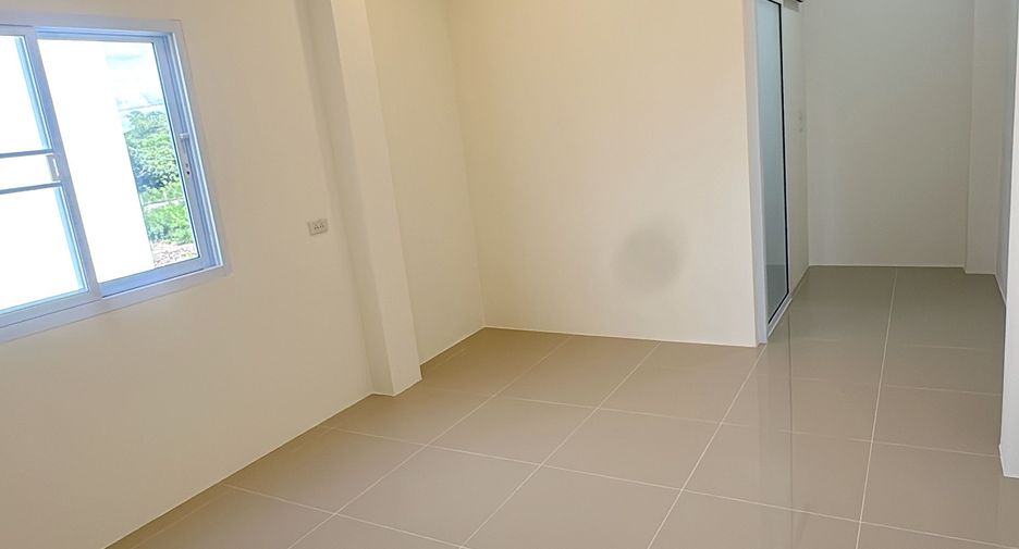 À vendre 1 chambre maison à Mueang Lamphun, Lamphun