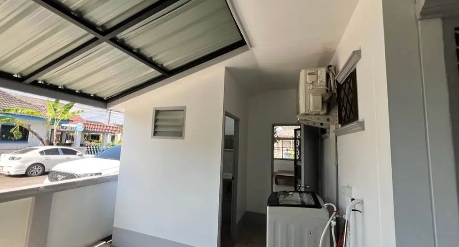 For rent 4 bedrooms house in San Sai, Chiang Mai