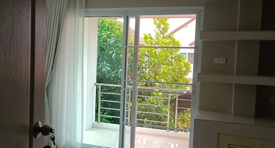 Haus zur Miete mit 3 Zimmer in Mueang Chiang Mai, Chiang Mai