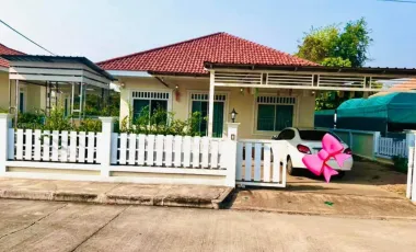 À louer 2 chambres maison à San Kamphaeng, Chiang Mai