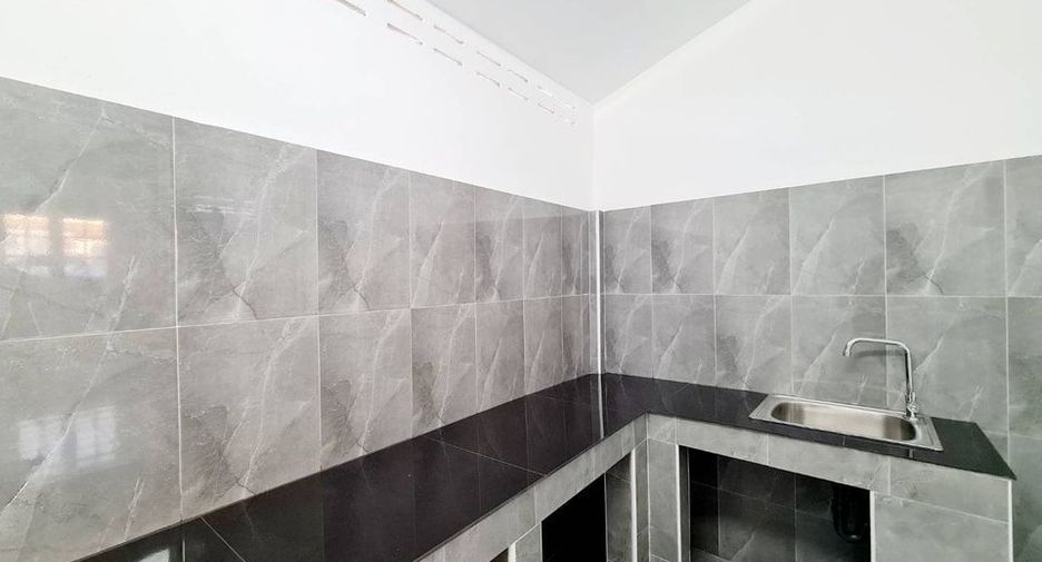 For sale 3 bedrooms townhouse in San Sai, Chiang Mai