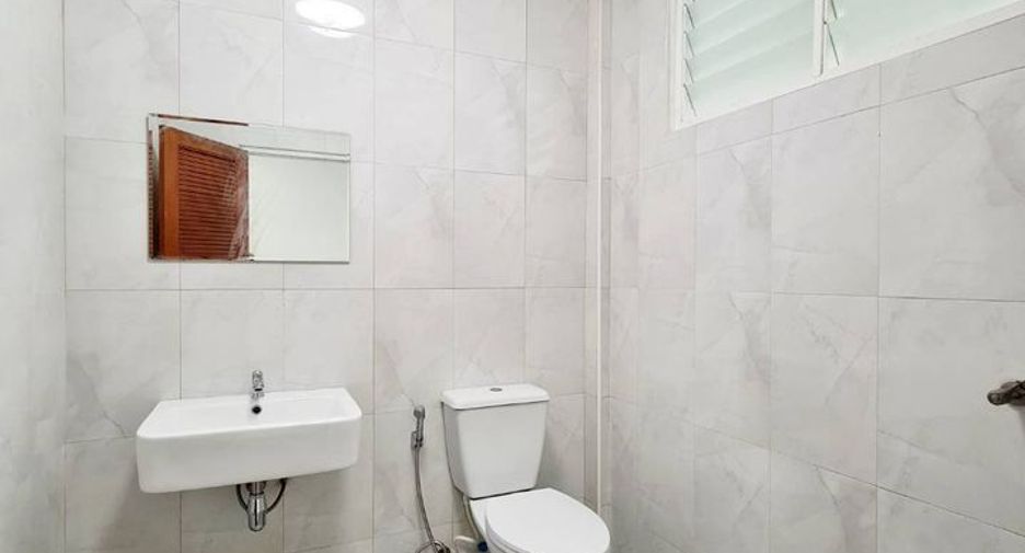 For sale 3 bedrooms townhouse in San Sai, Chiang Mai