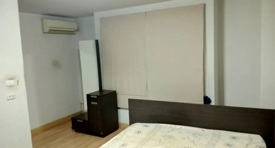 Продажа и аренда 4 спальни таунхаус в Чатучак, Бангкок