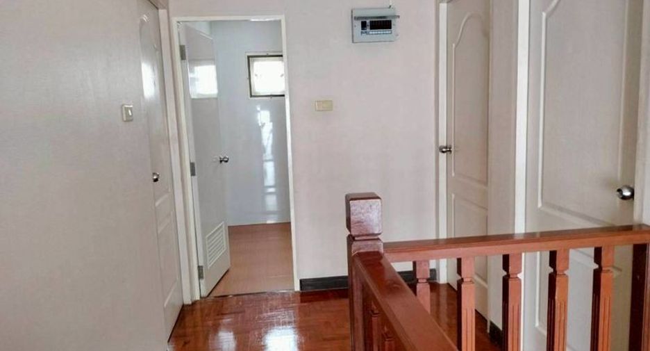 For rent 4 bedrooms house in San Sai, Chiang Mai